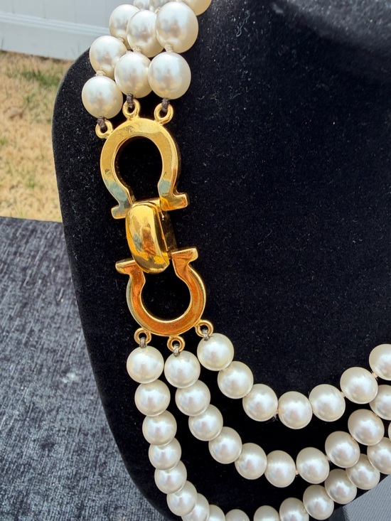 Salvatore Ferragamo Classic Three-Strand Faux Pearl Necklace with Gold Accent - Picture 3 of 4